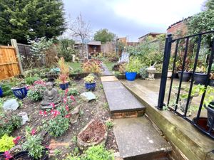 Photo 9- click for photo gallery